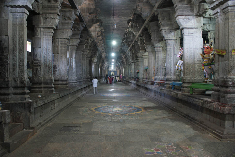 Umwandlungsgang innerhalb des Ekamranatha-Tempels