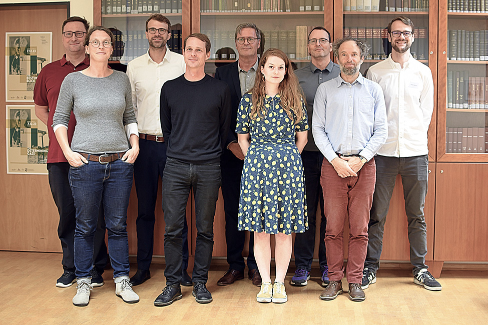 	Das Team (v. l. n. r.): Georg Wehse, Dr. Lilian Türk, Martin Jost, Lukas Böckmann, Dr. Markus Kirchhoff, Franziska Jockenhöfer, Marcel Müller, Momme Schwarz, Stefan Hofmann; nicht auf dem Foto Dr. Frauke von Rohden