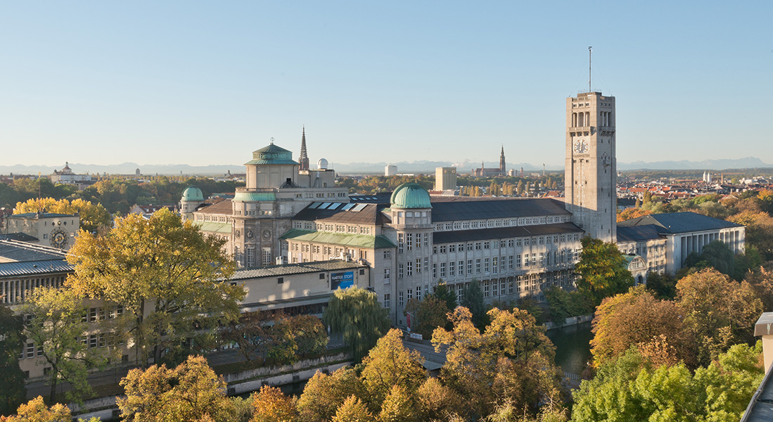 1903 gegründet gehört das Deutsche Museum in München zu den bedeutendsten Technik- und Wissenschaftsmuseen der Welt und ist, gemeinsam mit der LMU München, Träger des RCC.