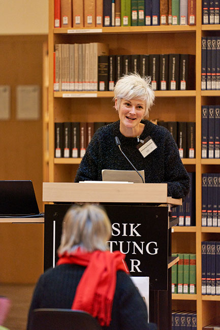 Dr. Katharina Günther (Wissenschaftliche Geschäftsführung des Forschungsverbunds MWW)