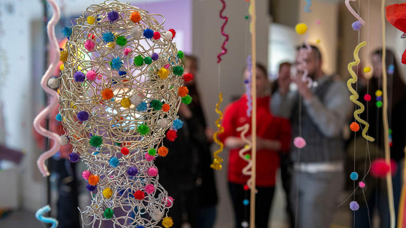 Öffnet Artikel: „Was zum Quant?!“ – Ausstellungseröffnung im Forum Wissen zum Quantenjahr 2025