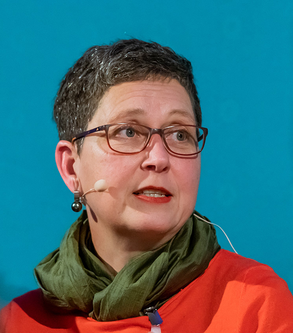 Dr. Miriam Haidle