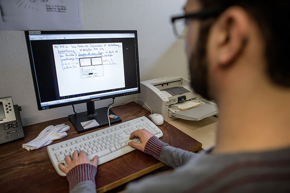 Mitarbeiter des Forschungsprojekts bei der Arbeit 