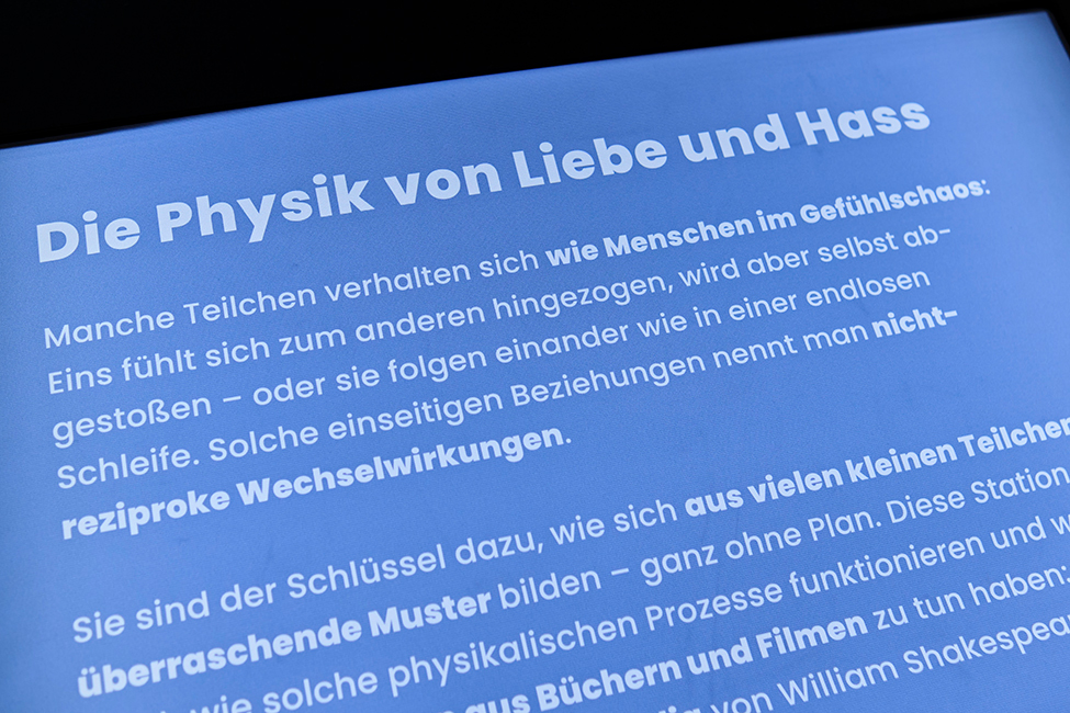 Ausstellungsst&uuml;ck die Physik von Liebe und Hass